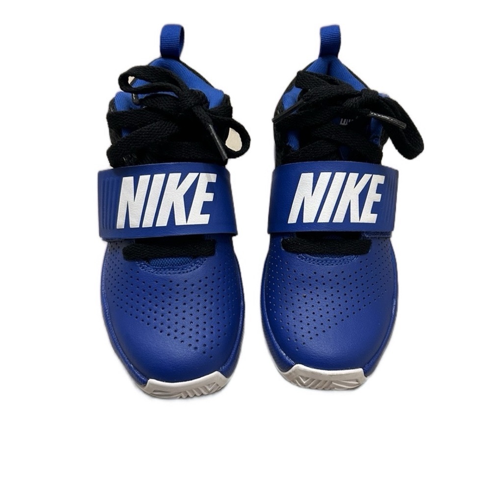 Nike Team Hustle Sneaker